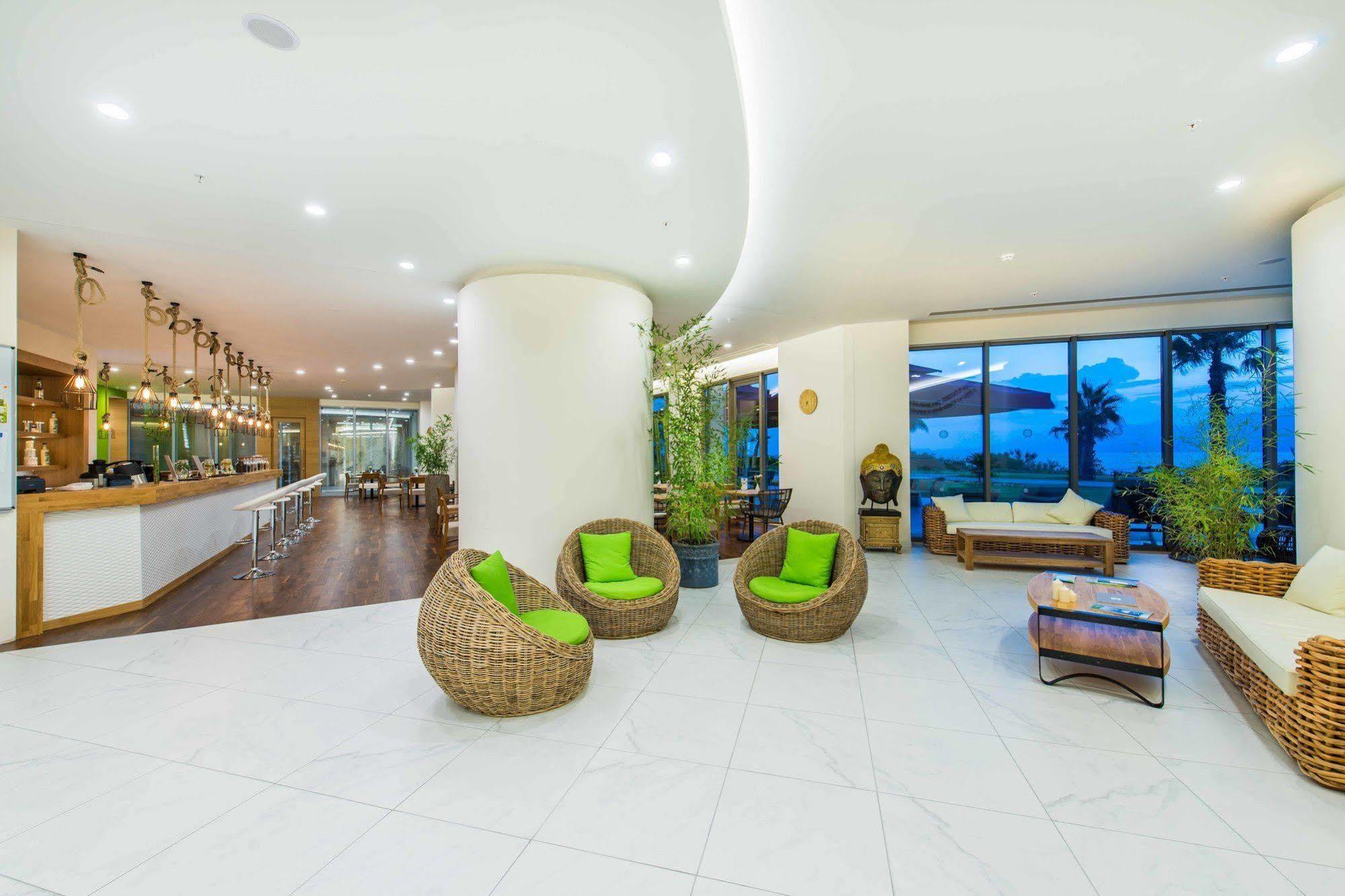 The Lifeco Antalya Well-Being Detox Center And Vegan Hotel Εξωτερικό φωτογραφία